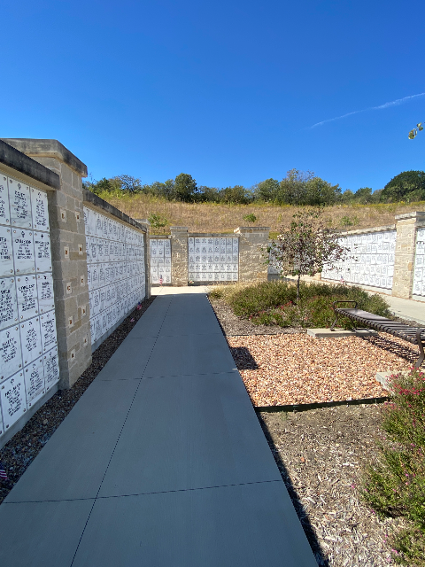 Flower delivery for Charles Gordon Gold