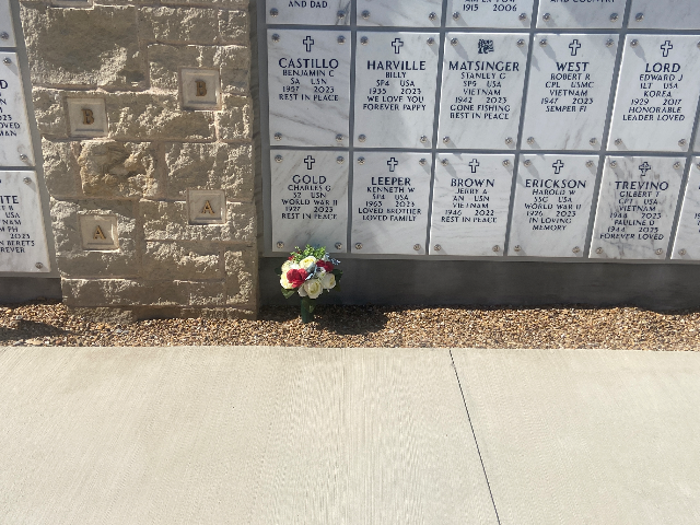 Flower delivery for Charles Gordon Gold