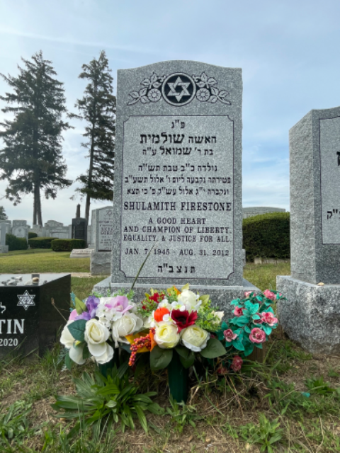 Flower delivery for Shulamith Firestone