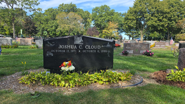 Flower delivery for Joshua Charles Cloud