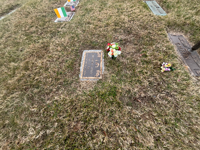 Flower delivery for Elizabeth Griffin Kelly