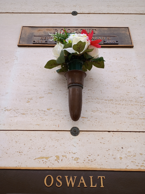 Flower delivery for Henry Ellis Bookout