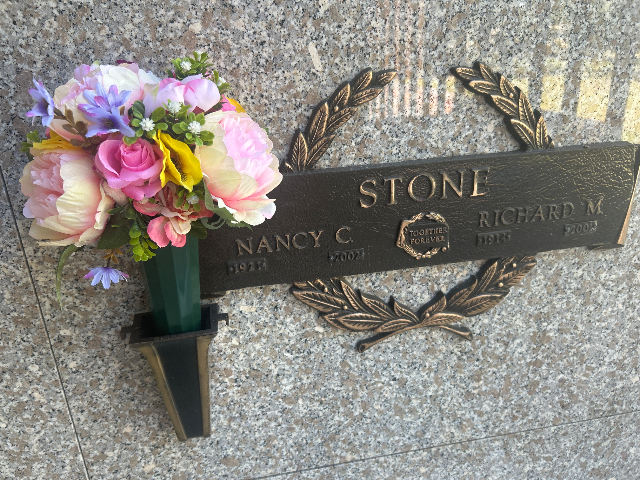 Flower delivery for Richard Mortimer Stone