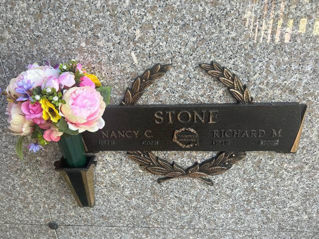 Flower delivery for Richard Mortimer Stone