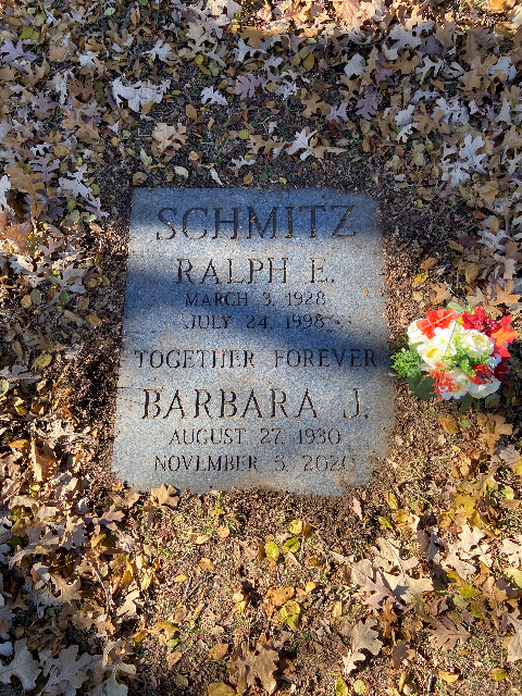 Flower delivery for Barbara J Schmitz