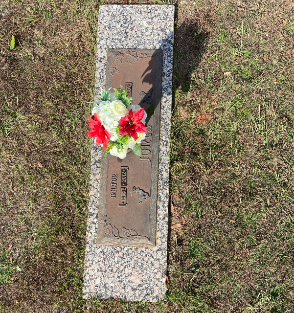 Flower delivery for Nella D Jones