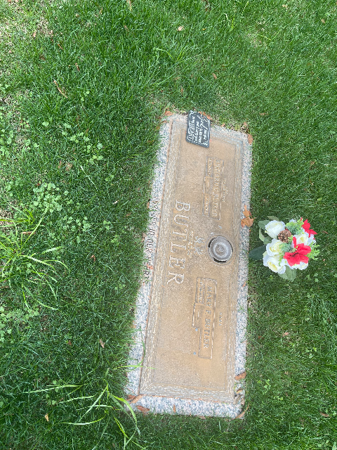 Flower delivery for Richard Charlton Butler