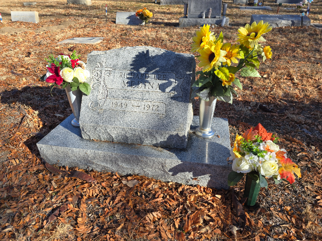 Flower delivery for Richard Lee Medina