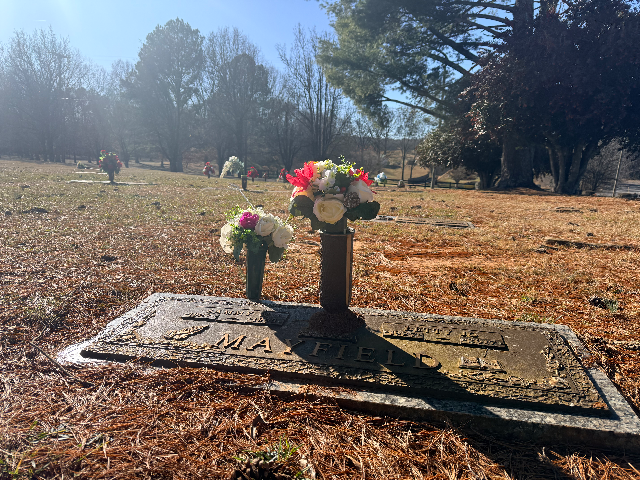 Flower delivery for Betty Blair Mayfield