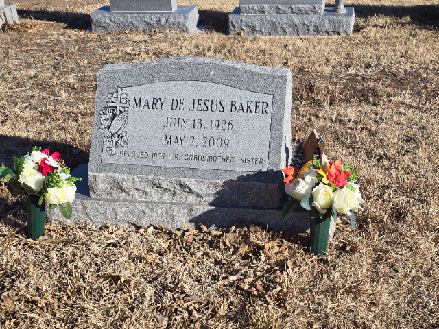 Flower delivery for Mary De Jesus Baker