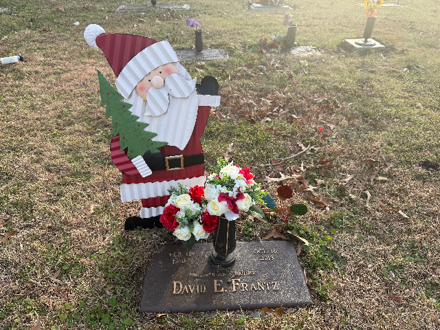 Flower delivery for David E Frantz