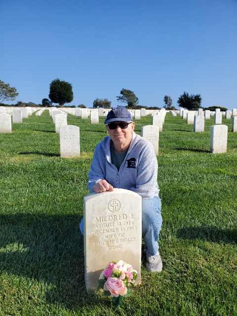 Flower delivery for Mildred E Holly