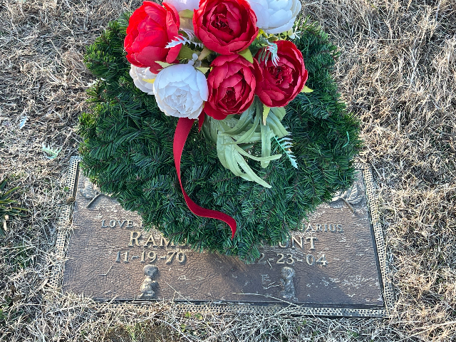 Flower delivery for Ramona Denise Hunt