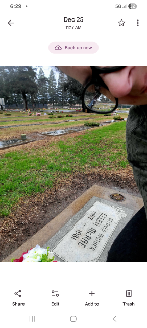 Flower delivery for Ellen McRae