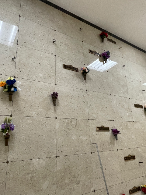 Flower delivery for Jeane Ann wright