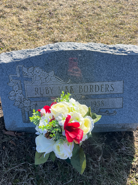 Flower delivery for Rochelle Bailey