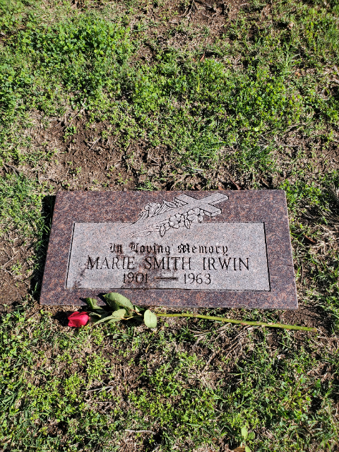 Flower delivery for Marie Rita Drake Irwin