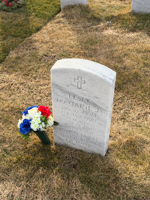 Flower delivery for Lesly Fontaine