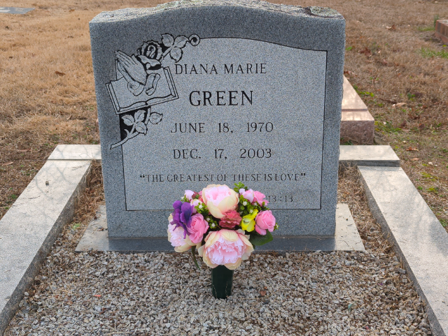 Flower delivery for Diana Marie Green