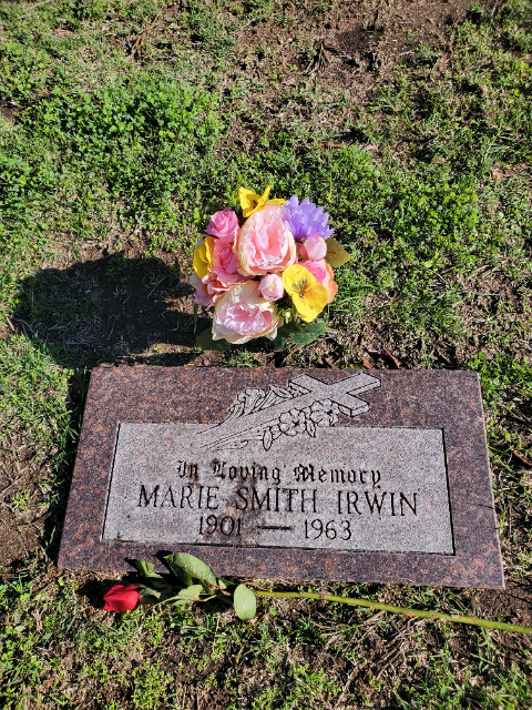 Flower delivery for Marie Rita Drake Irwin