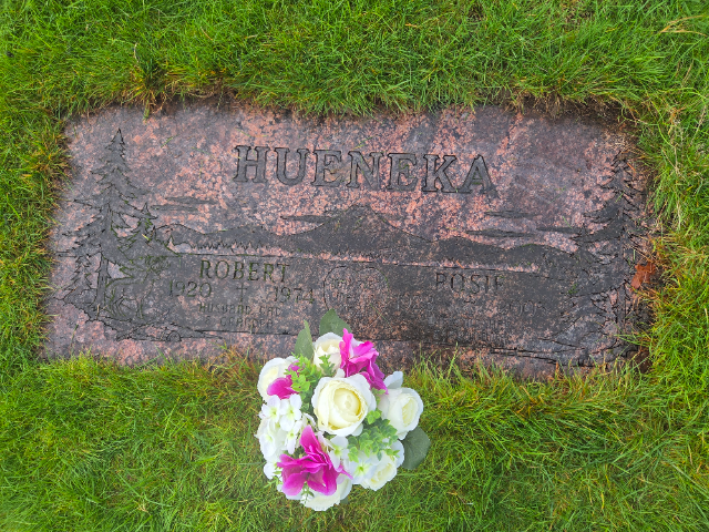 Flower delivery for Rosie Emily Hueneka