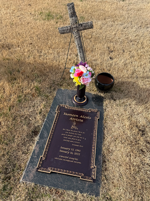 Flower delivery for Yasmeen Alexis Arrieta