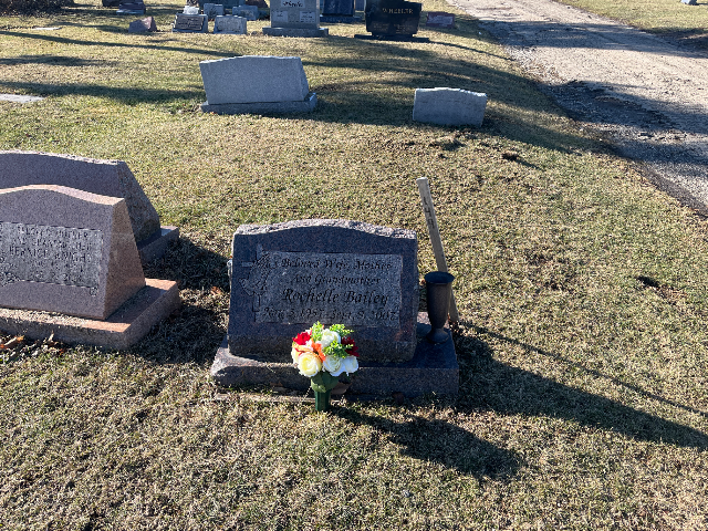 Flower delivery for Ruby Mae Borders