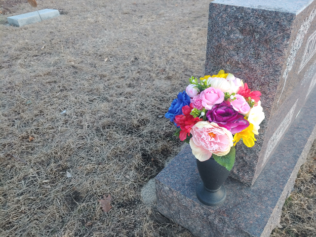 Flower delivery for Eloise Clair Shearer