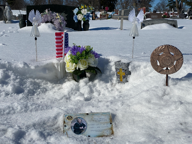 Flower delivery for Nora Patricia Zarate