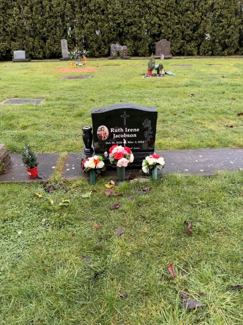 Flower delivery for Ruth Irene Jacobson