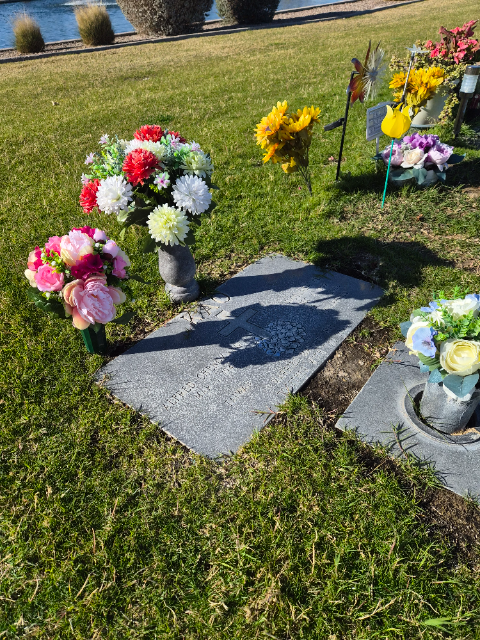 Flower delivery for Nicolasa Pe Kao