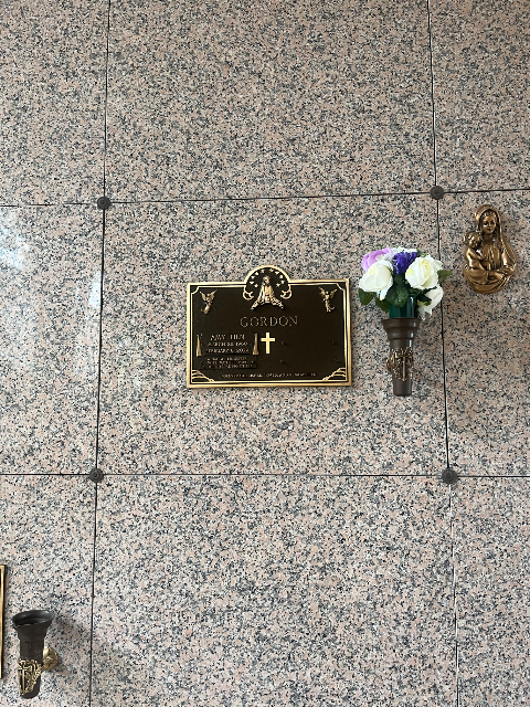 Flower delivery for Amy Tien Gordon