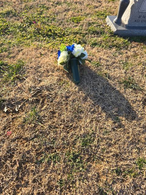 Flower delivery for Toni Lynn Gibson