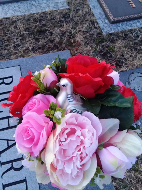Flower delivery for Darlene Louise Richardson