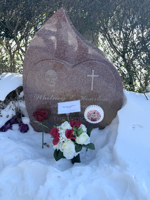 Flower delivery for Whitney Houston