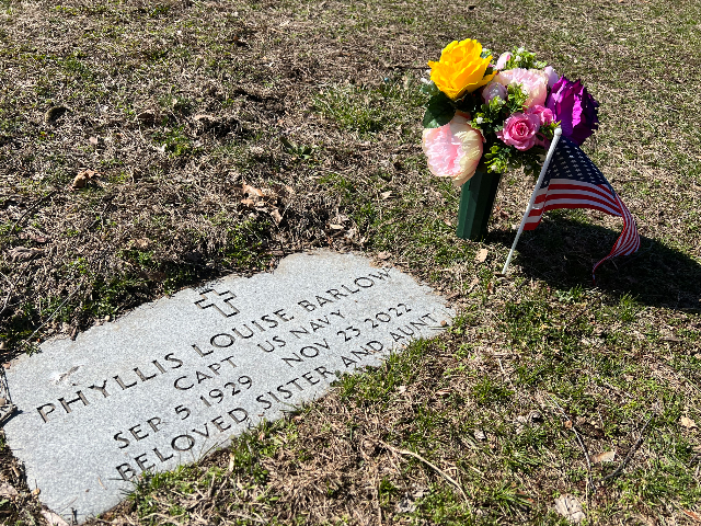 Flower delivery for Phyllis Louise Louise Barlow