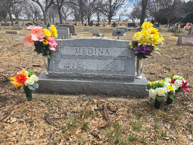 Flower delivery for Arthur Arellano Medina