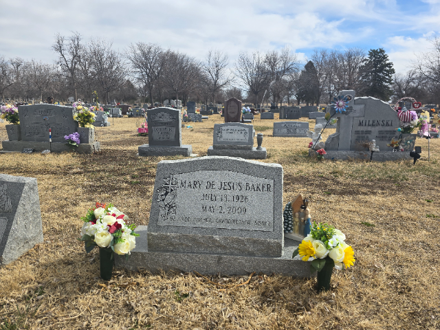 Flower delivery for Mary De Jesus Baker