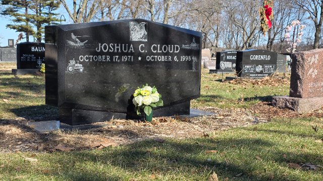 Flower delivery for Joshua Charles Cloud