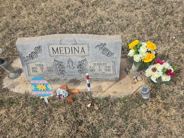 Flower delivery for Rudolph Fermin Medina