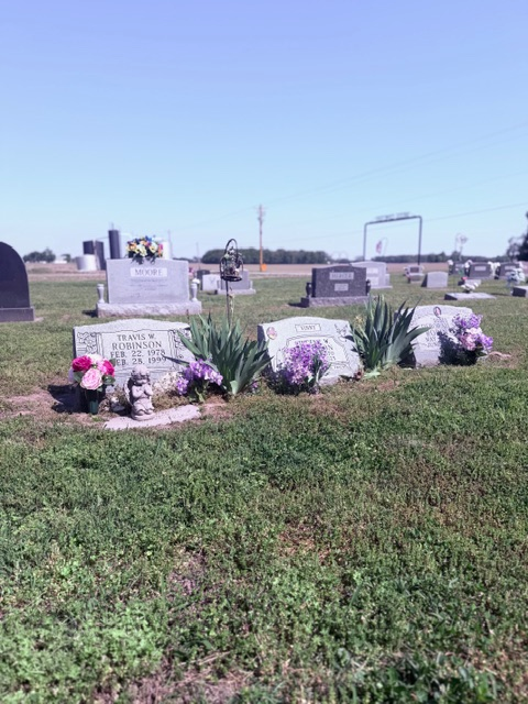Flower delivery for Travis Wade Robinson