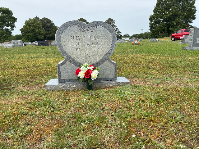 Flower delivery for Ruby E. Huston