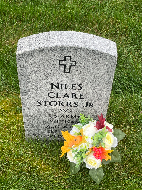 Flower delivery for Niles Clare Storrs