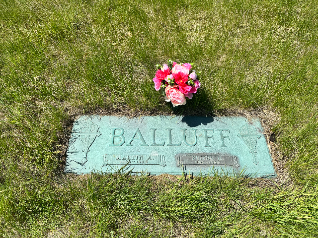 Flower delivery for Frieda Margaret Balluff