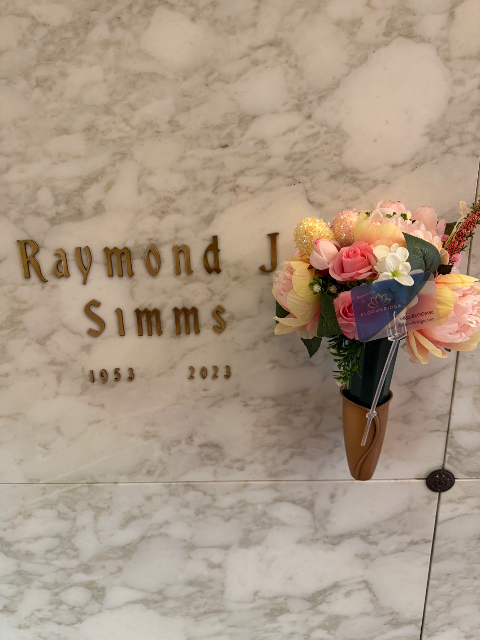 Flower delivery for Raymond J. Simms