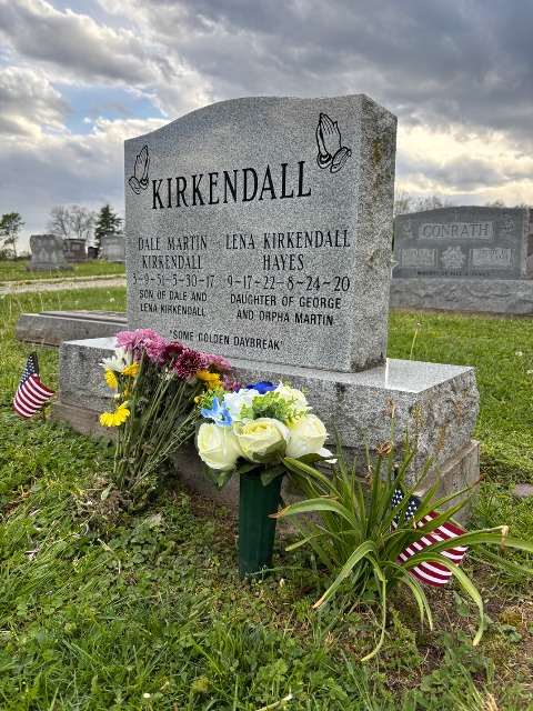 Flower delivery for Lena Mae Hayes