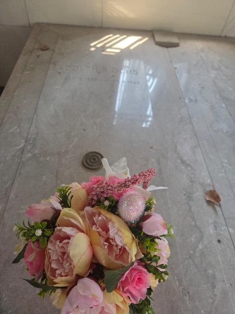 Flower delivery for Iphigene Bertha Sulzberger