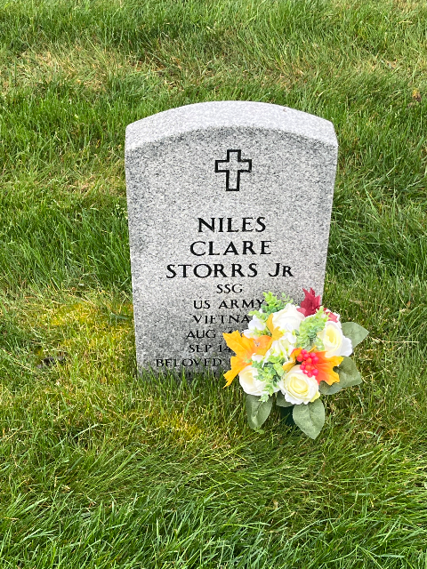 Flower delivery for Niles Clare Storrs