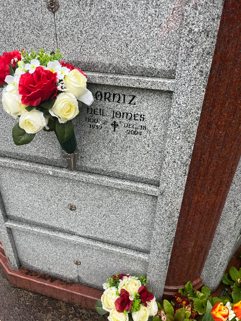 Flower delivery for Neil J Arntz