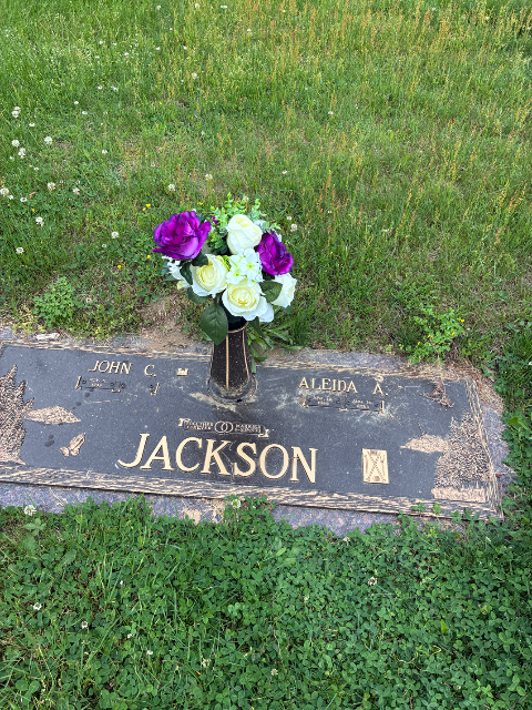 Flower delivery for Aleida Ann Jackson